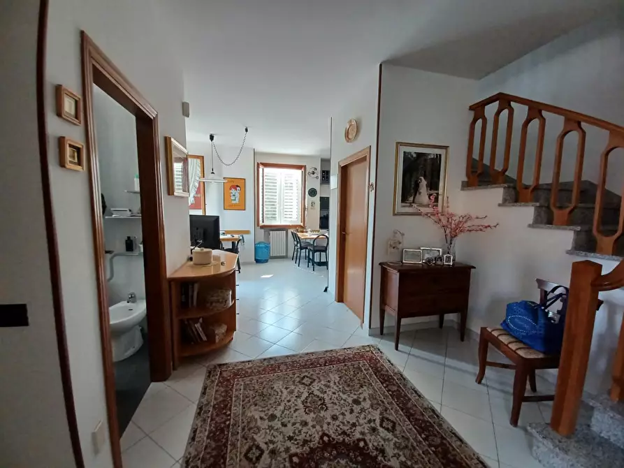 Immagine 5 di Porzione di casa in vendita  a Vinci