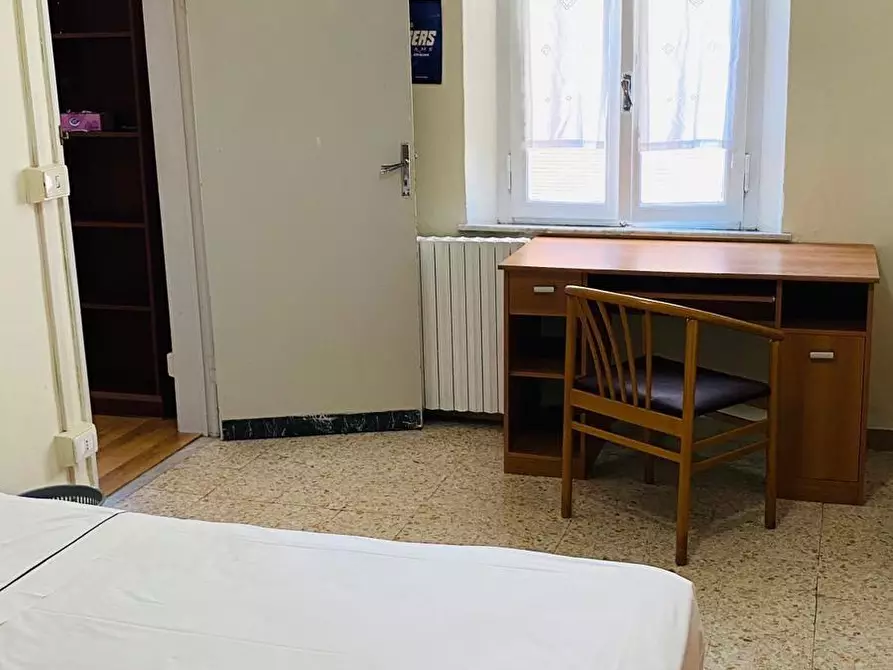 Immagine 7 di Appartamento in vendita  a Siena