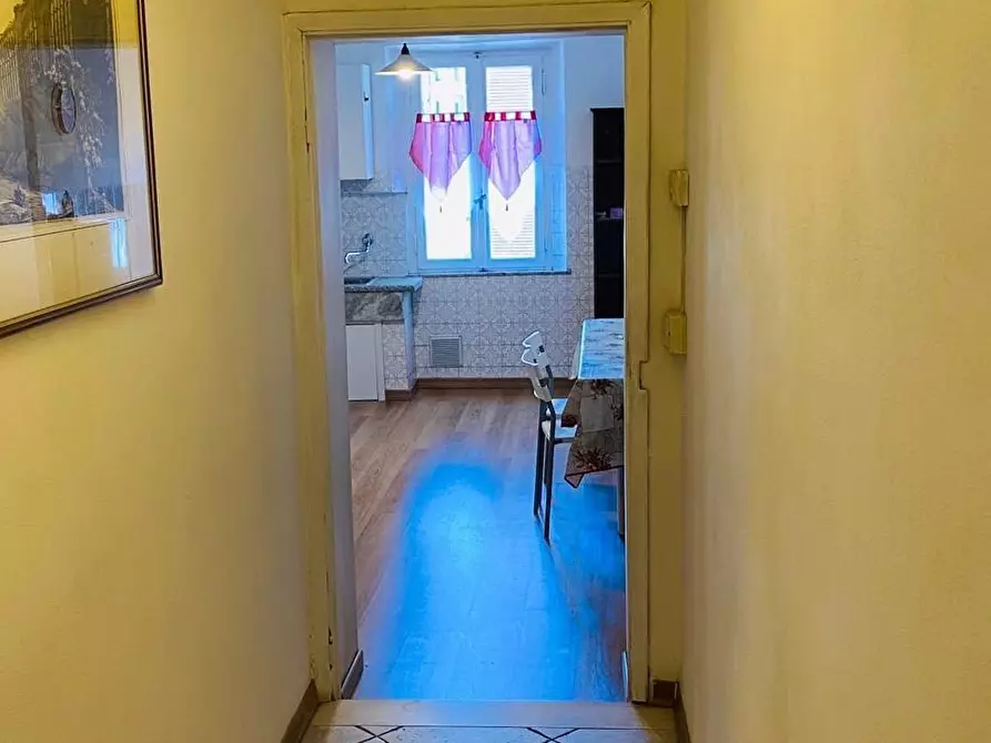 Immagine 11 di Appartamento in vendita  a Siena