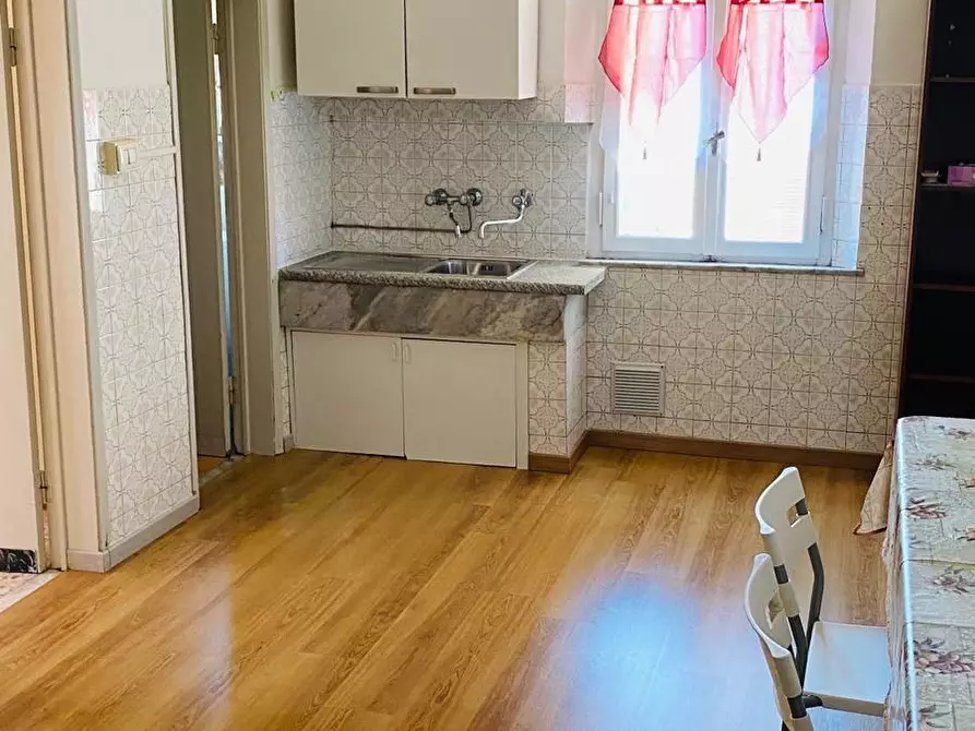 Immagine 6 di Appartamento in vendita  a Siena