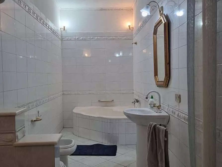 Immagine 2 di Mansarda in vendita  a Colle Di Val D'elsa