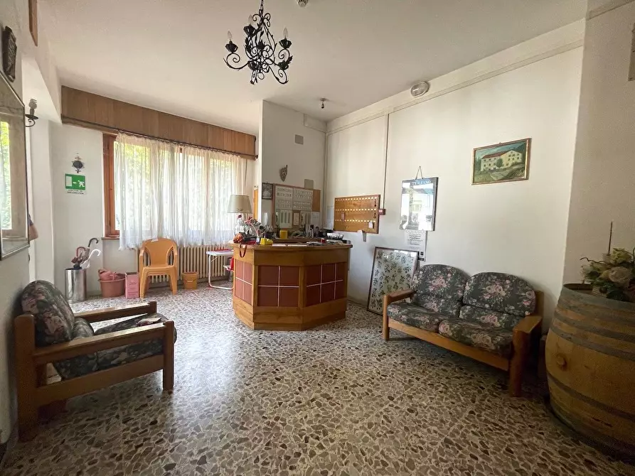 Immagine 10 di Albergo/B&B/Residence in vendita  a Abetone Cutigliano