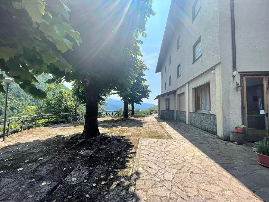 Immagine 5 di Albergo/B&B/Residence in vendita  a Abetone Cutigliano