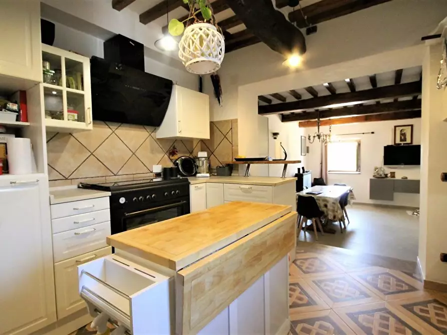 Immagine 17 di Appartamento in vendita  a Capannori