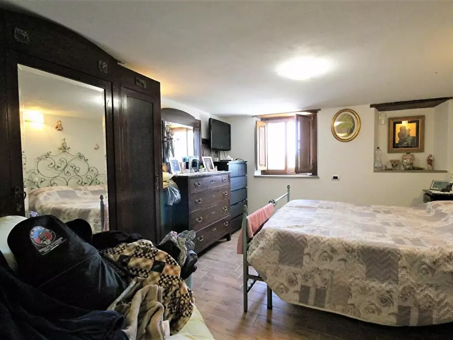 Immagine 25 di Appartamento in vendita  a Capannori