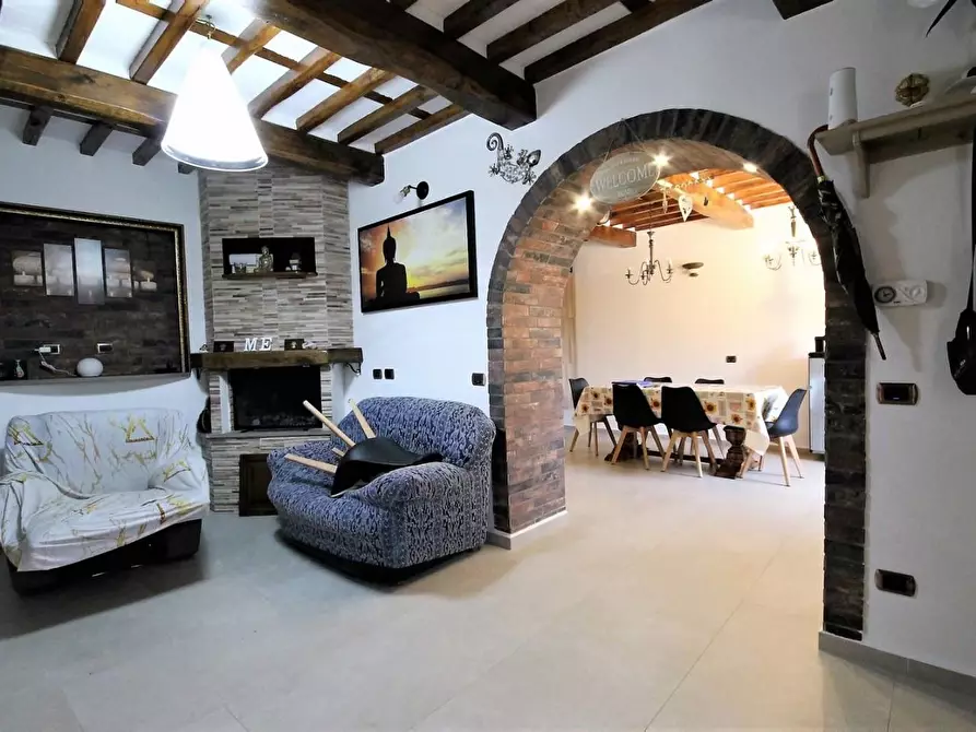 Immagine 7 di Appartamento in vendita  a Capannori