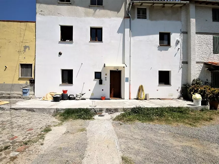 Immagine 2 di Appartamento in vendita  a Capannori