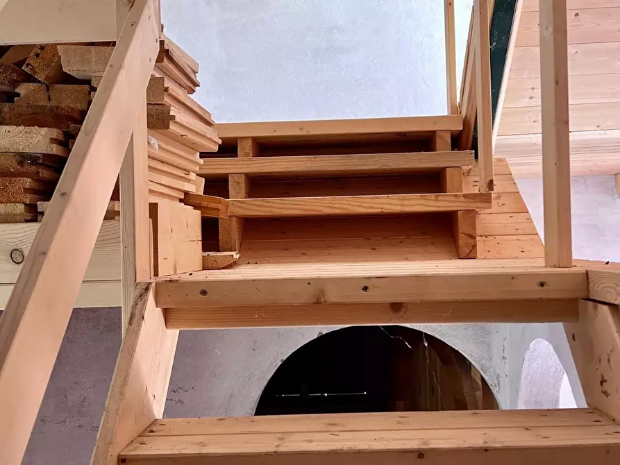 Immagine 7 di Rustico / casale in vendita  a Pomarance