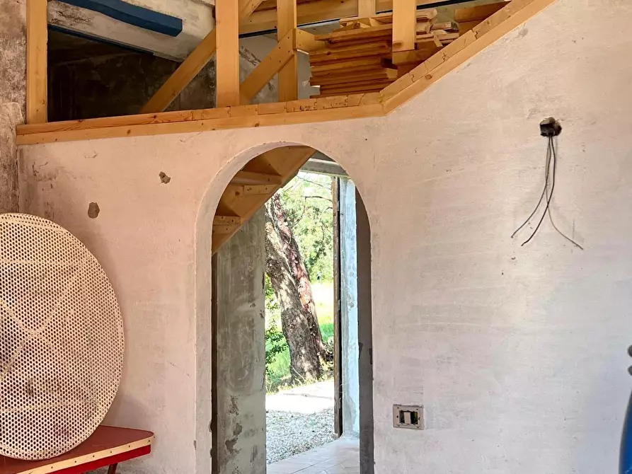 Immagine 8 di Rustico / casale in vendita  a Pomarance