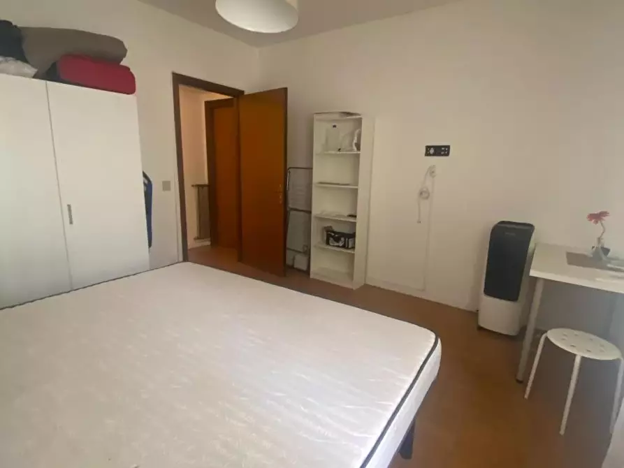 Immagine 2 di Appartamento in vendita  a Pisa