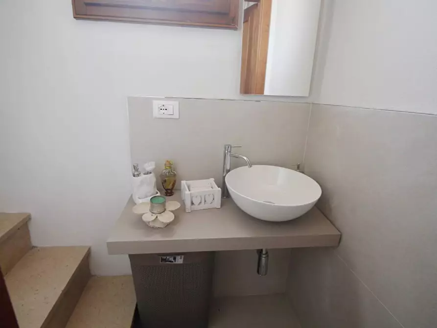 Immagine 17 di Appartamento in vendita  a Empoli