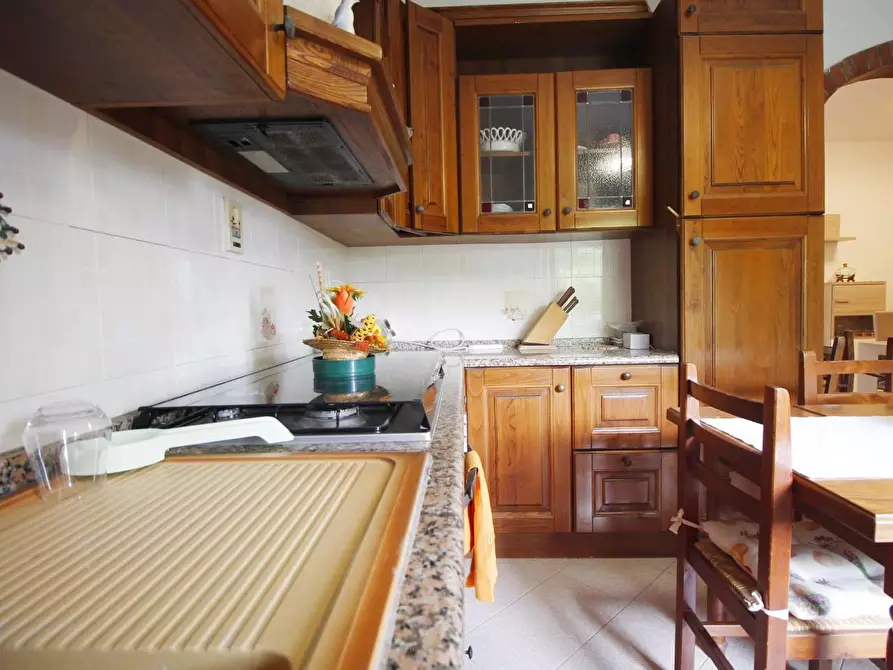 Immagine 2 di Appartamento in vendita  a Empoli