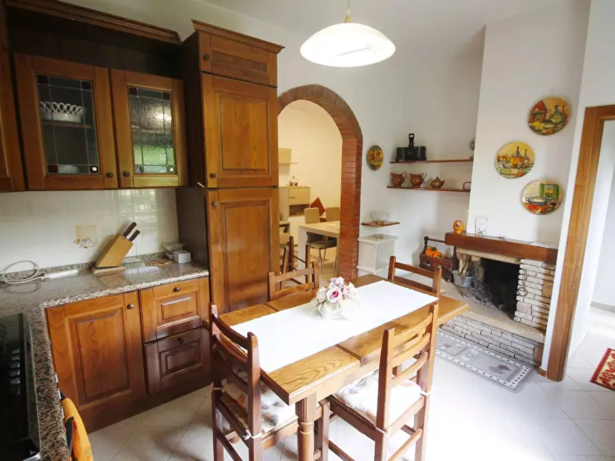 Immagine 4 di Appartamento in vendita  a Empoli