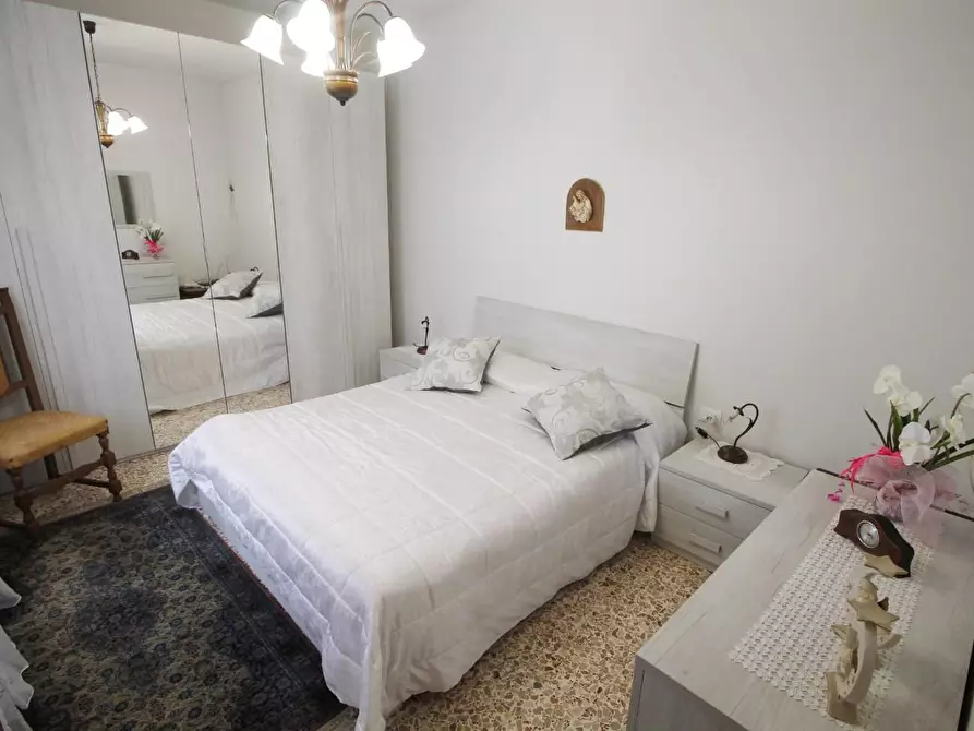 Immagine 7 di Appartamento in vendita  a Empoli