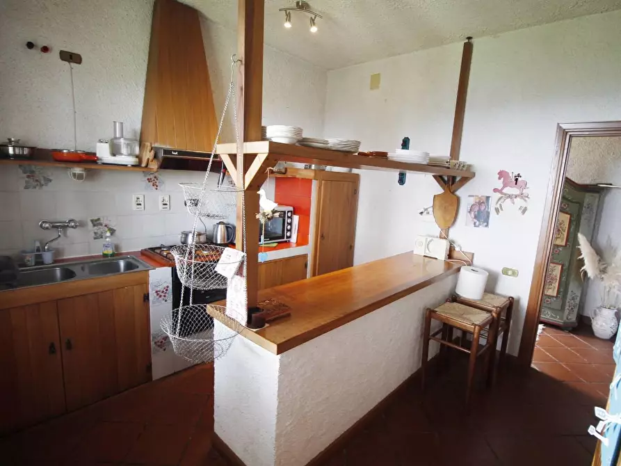 Immagine 8 di Villa in vendita  a Montecatini Terme