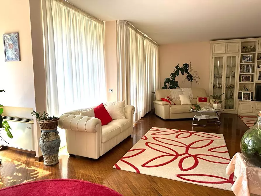 Immagine 11 di Casa bifamiliare in vendita  a Cerreto Guidi