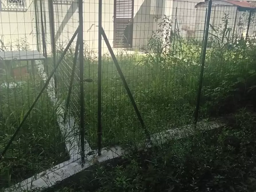 Immagine 8 di Porzione di casa in vendita  a Massa