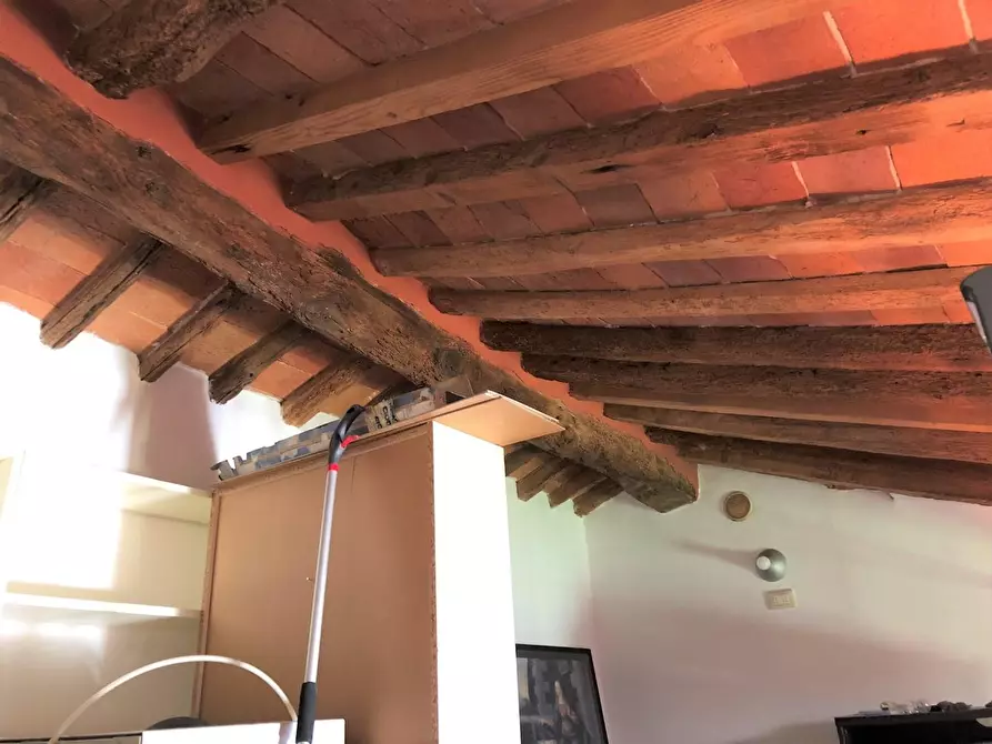 Immagine 12 di Appartamento in vendita  a Pisa