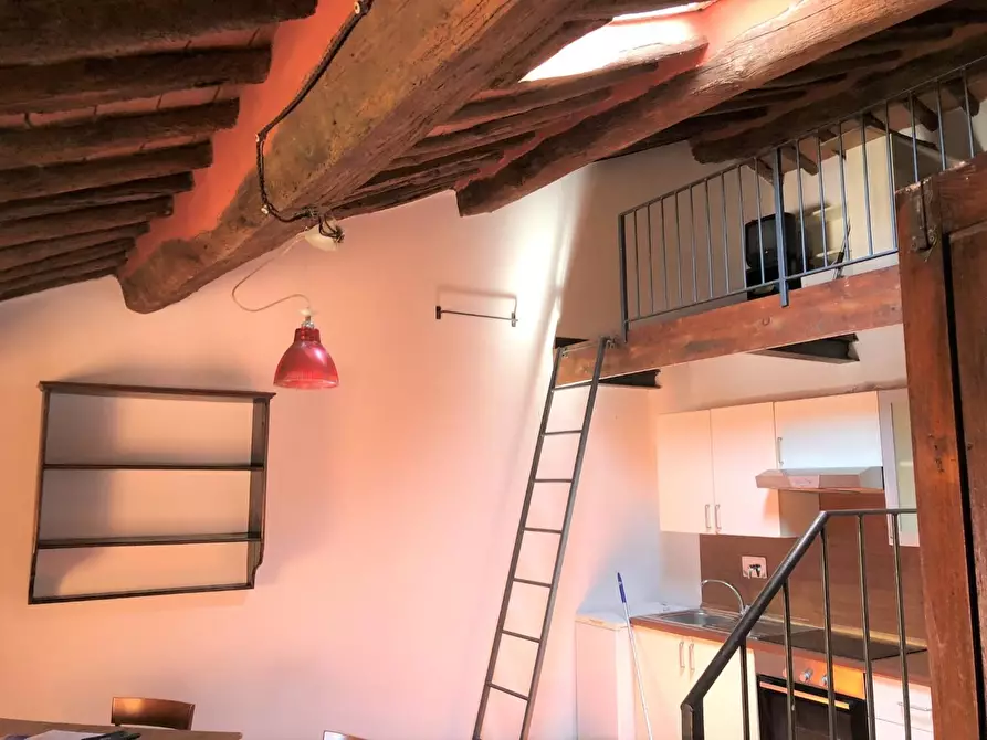 Immagine 17 di Appartamento in vendita  a Pisa