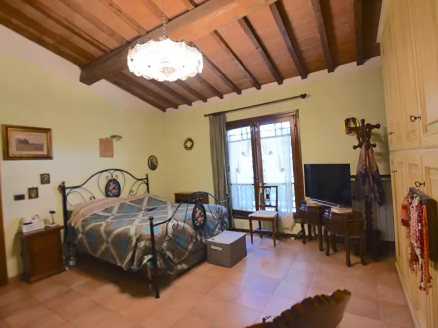 Immagine 27 di Villa in vendita  a Pontedera