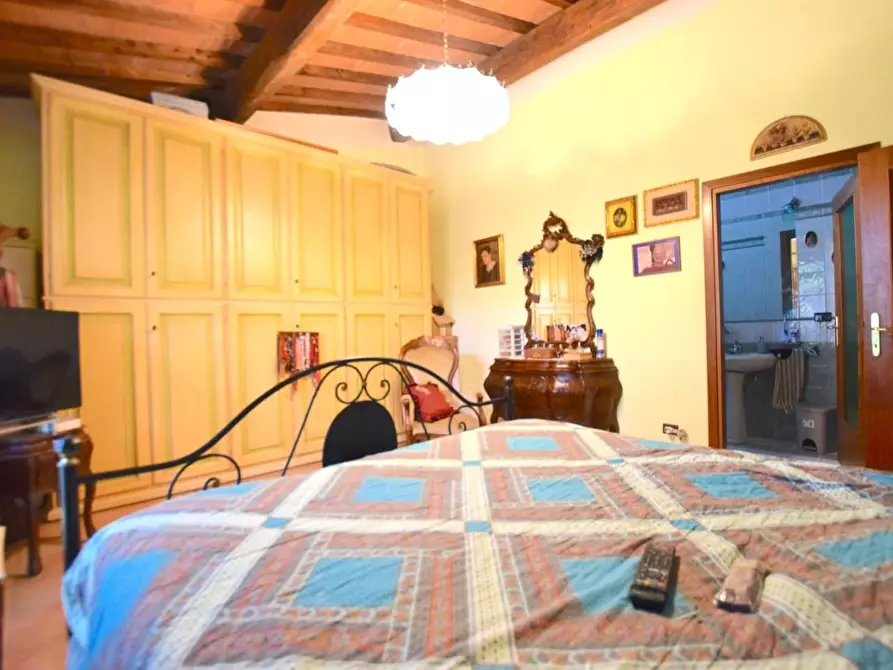 Immagine 26 di Villa in vendita  a Pontedera