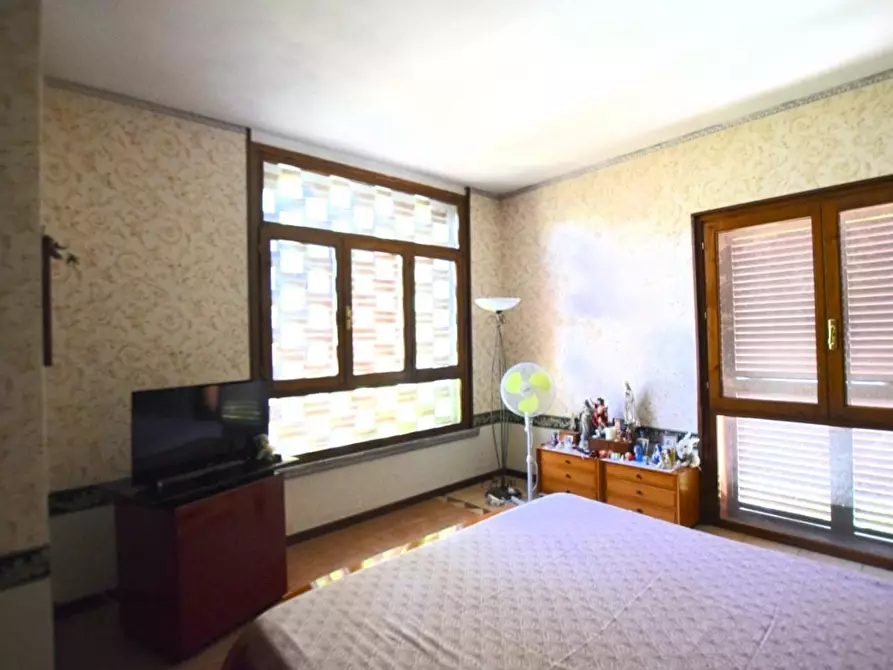 Immagine 42 di Villa in vendita  a Pontedera