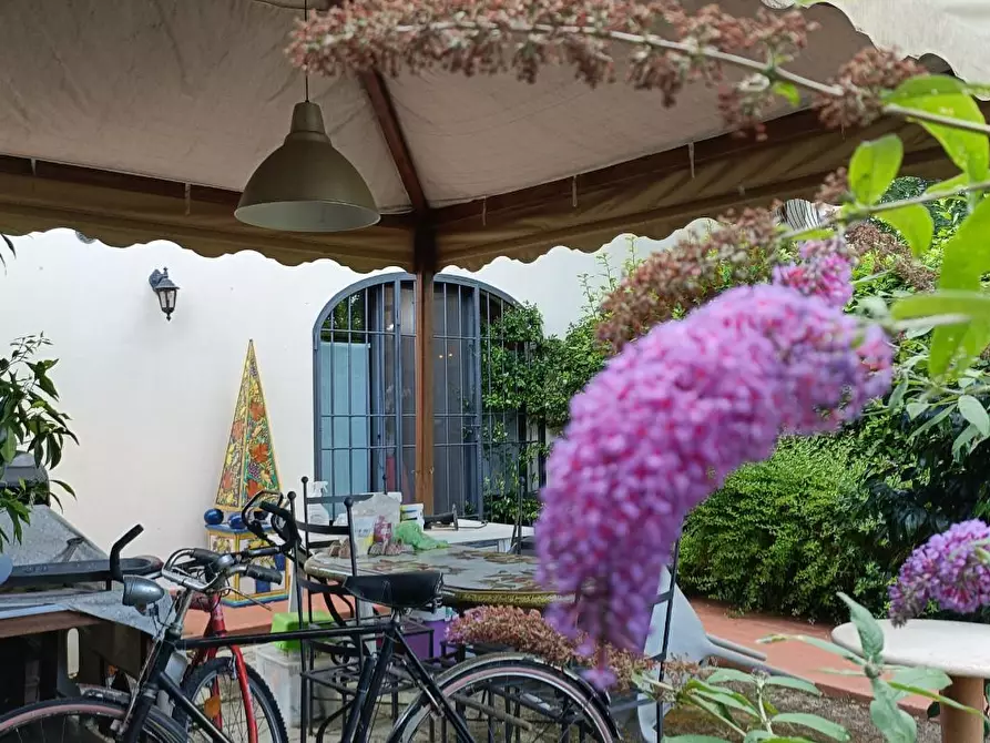 Immagine 26 di Casa colonica in vendita  a Montespertoli