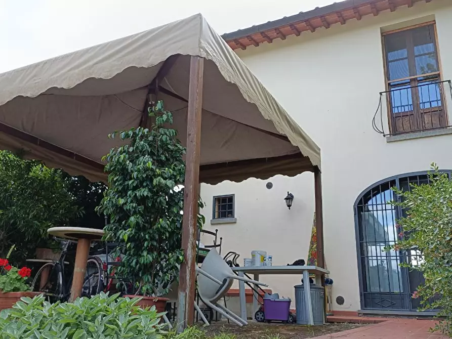 Immagine 6 di Casa colonica in vendita  a Montespertoli
