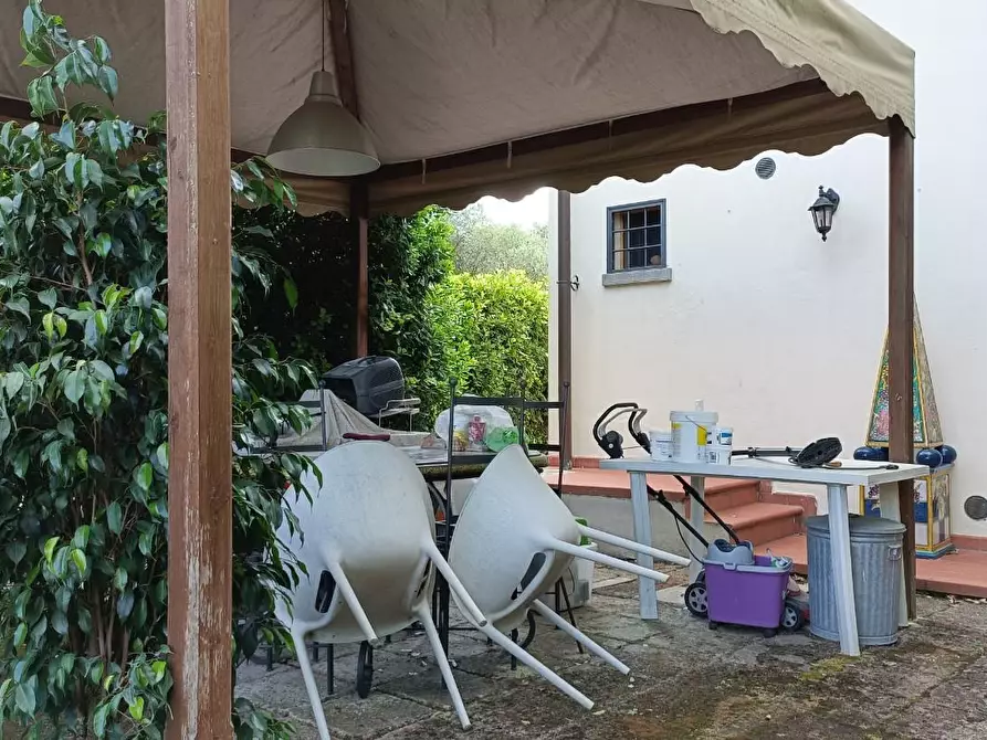 Immagine 7 di Casa colonica in vendita  a Montespertoli