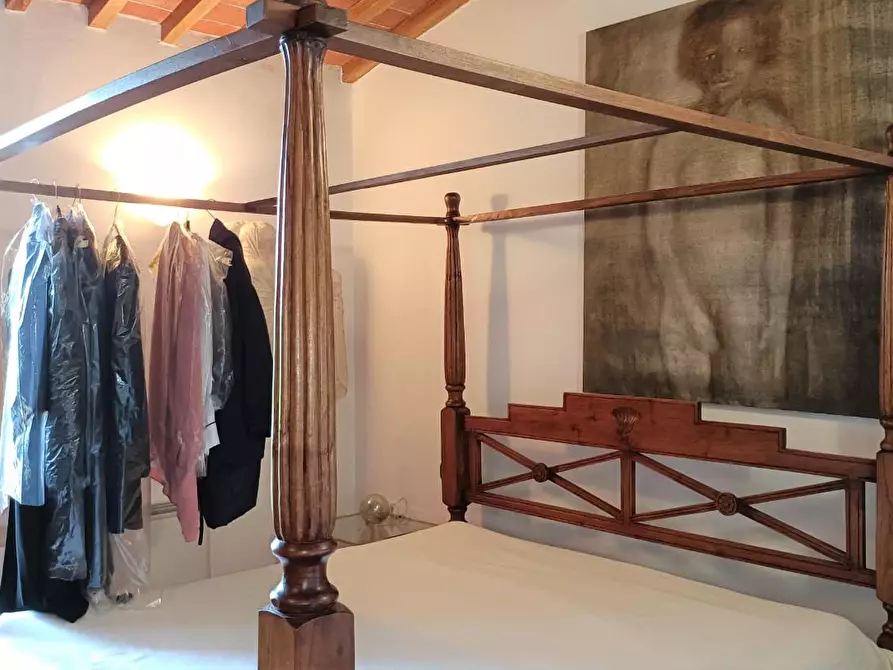 Immagine 17 di Casa colonica in vendita  a Montespertoli