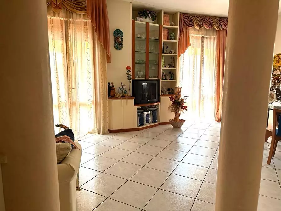 Immagine 11 di Appartamento in vendita  a Vinci