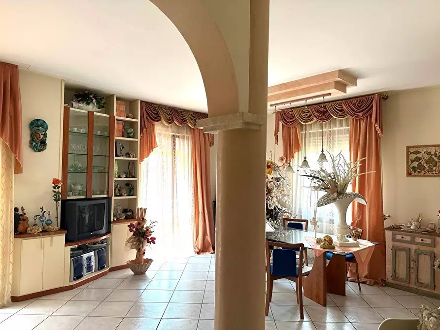 Immagine 8 di Appartamento in vendita  a Vinci