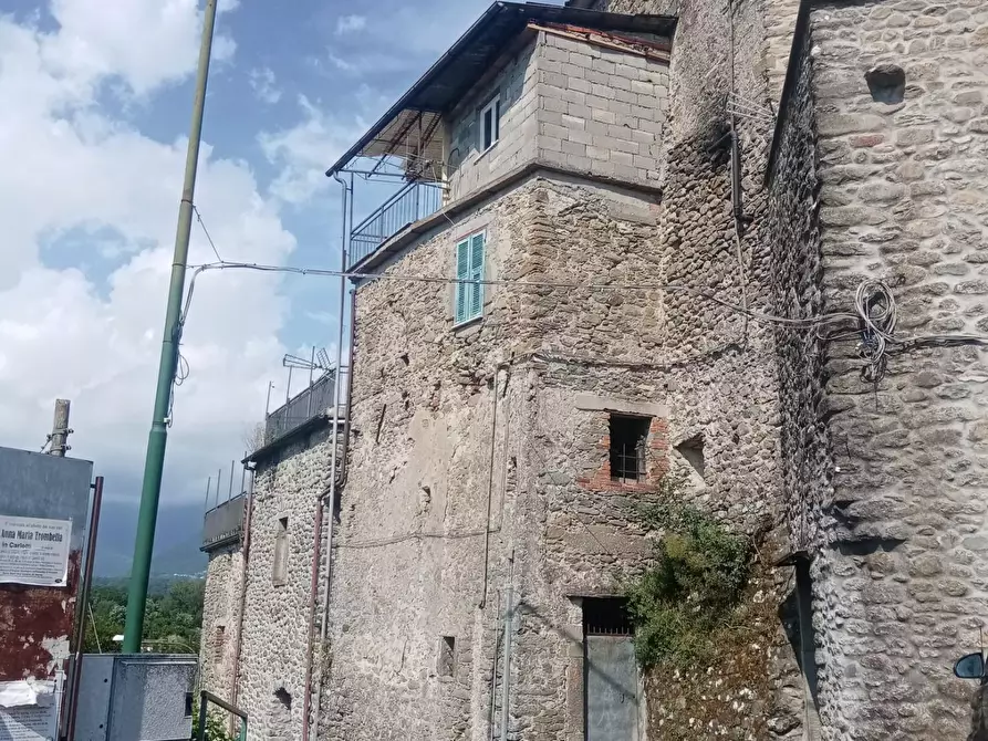 Immagine 17 di Porzione di casa in vendita  a Villafranca In Lunigiana