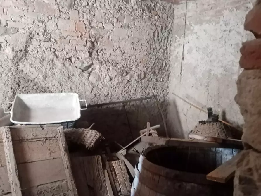 Immagine 18 di Porzione di casa in vendita  a Villafranca In Lunigiana