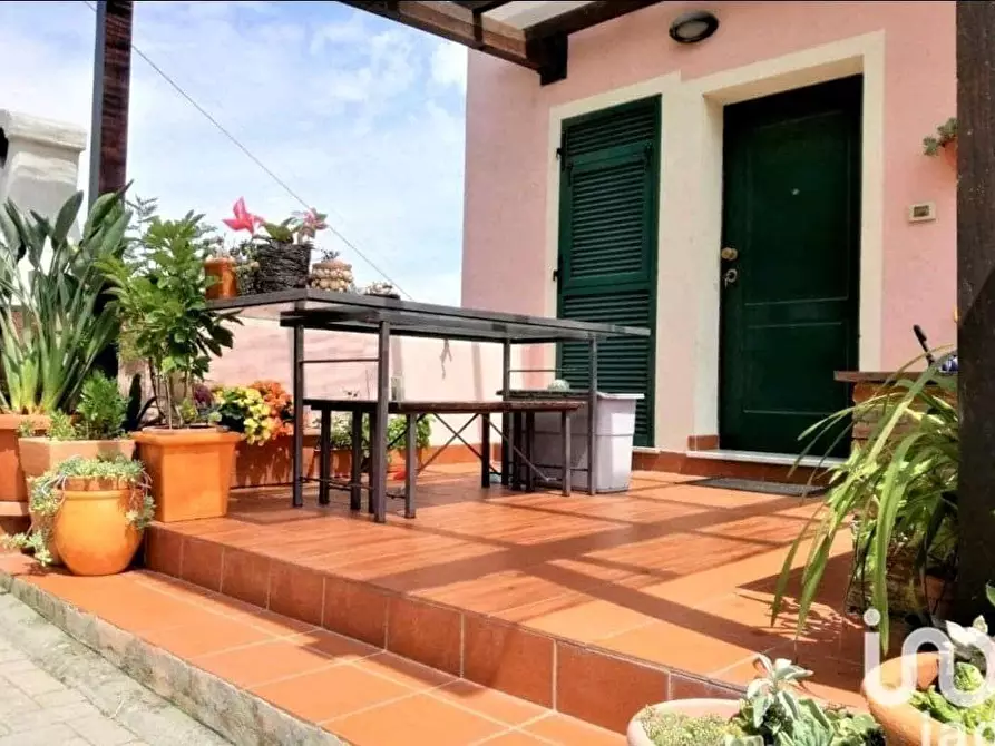 Immagine 42 di Appartamento in vendita  a Lerici