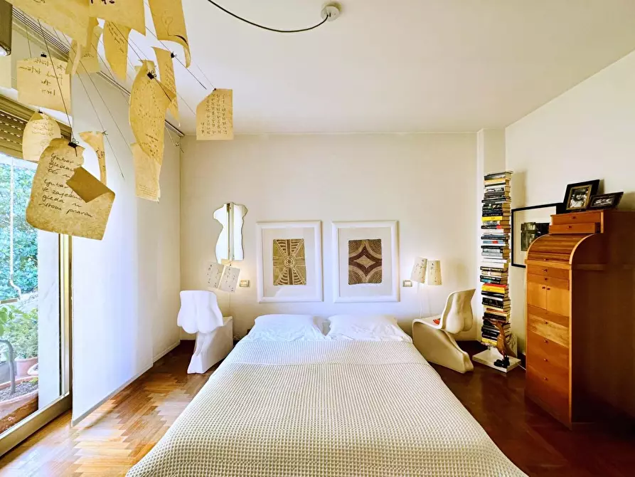 Immagine 22 di Mansarda in vendita  a Massa