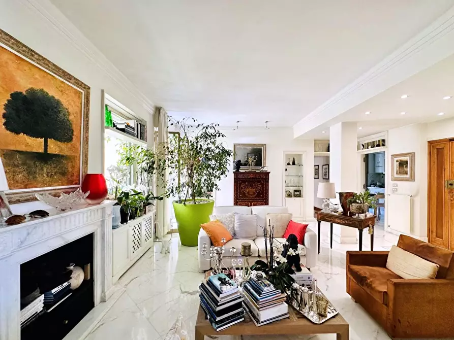 Immagine 4 di Mansarda in vendita  a Massa