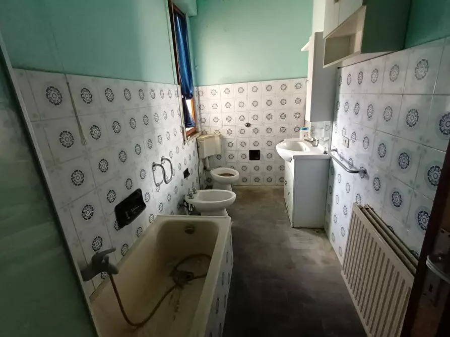 Immagine 23 di Terreno residenziale in vendita  a Porcari