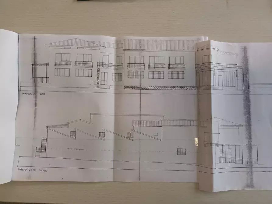 Immagine 12 di Terreno residenziale in vendita  a Porcari