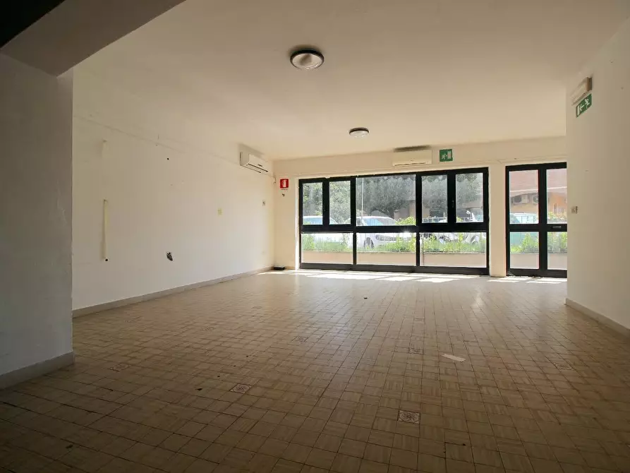 Immagine 4 di Locale commerciale in vendita  a Ponsacco