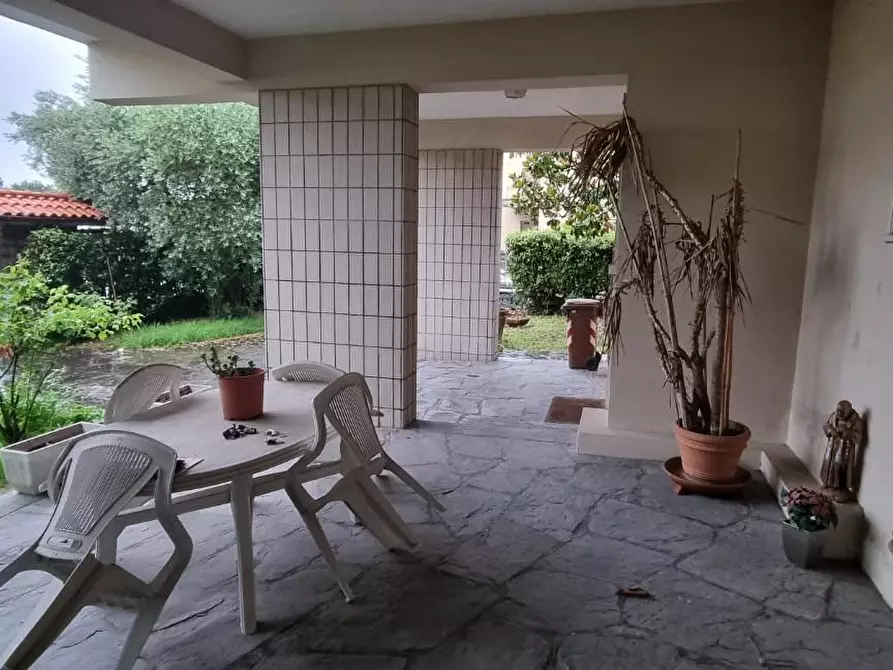 Immagine 11 di Appartamento in vendita  a Fucecchio