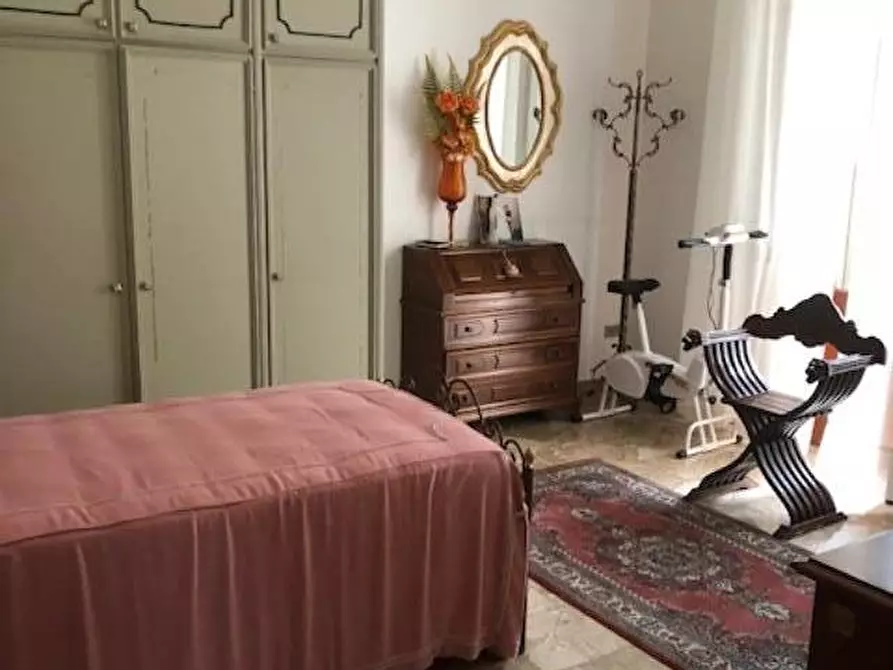 Immagine 11 di Appartamento in vendita  a Fucecchio