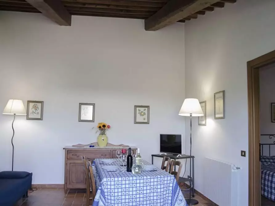 Immagine 16 di Casa colonica in vendita  a Volterra
