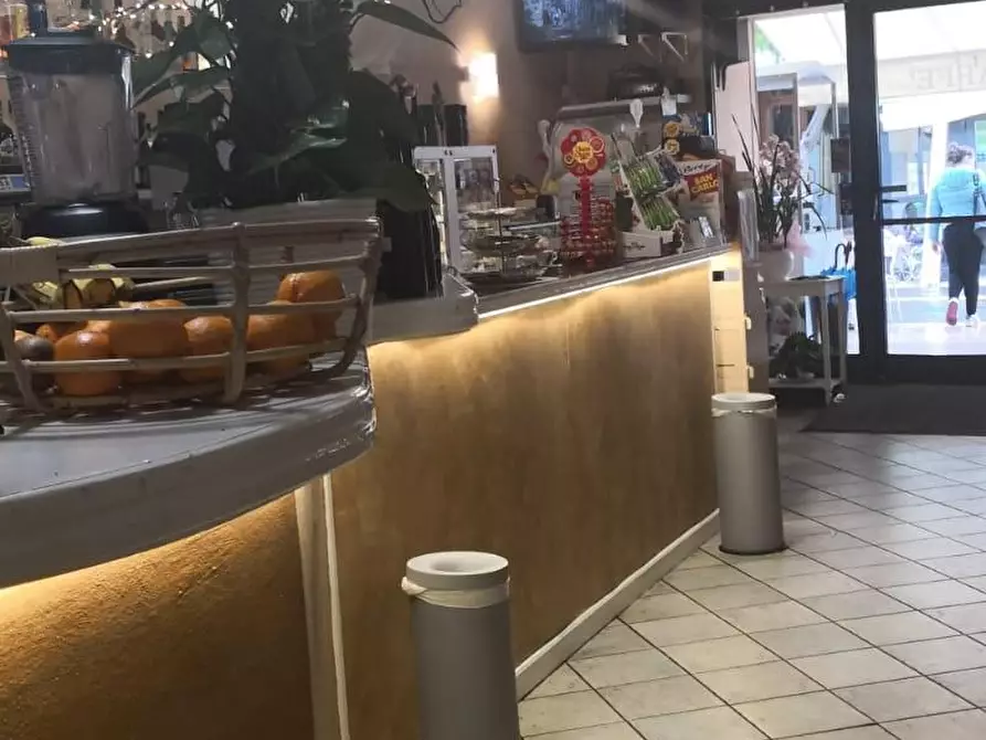 Immagine 10 di Bar / Ristorante in vendita  a Diano Marina