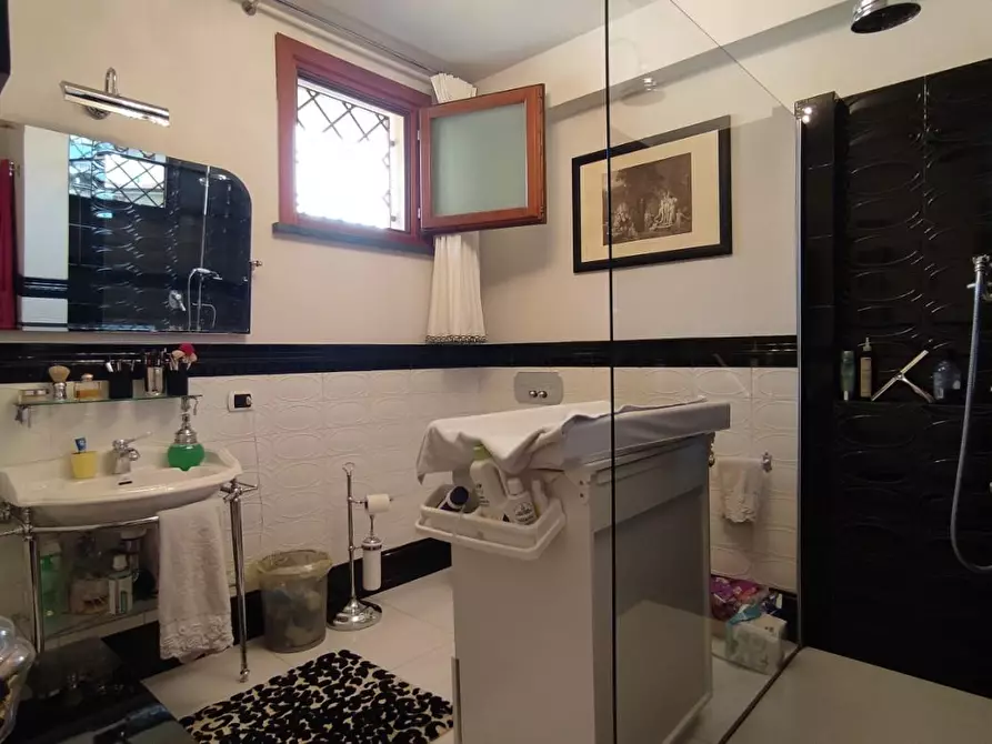 Immagine 23 di Villetta a schiera in vendita  a Santa Croce Sull'arno