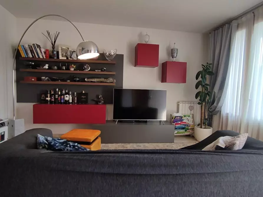 Immagine 5 di Villetta a schiera in vendita  a Santa Croce Sull'arno