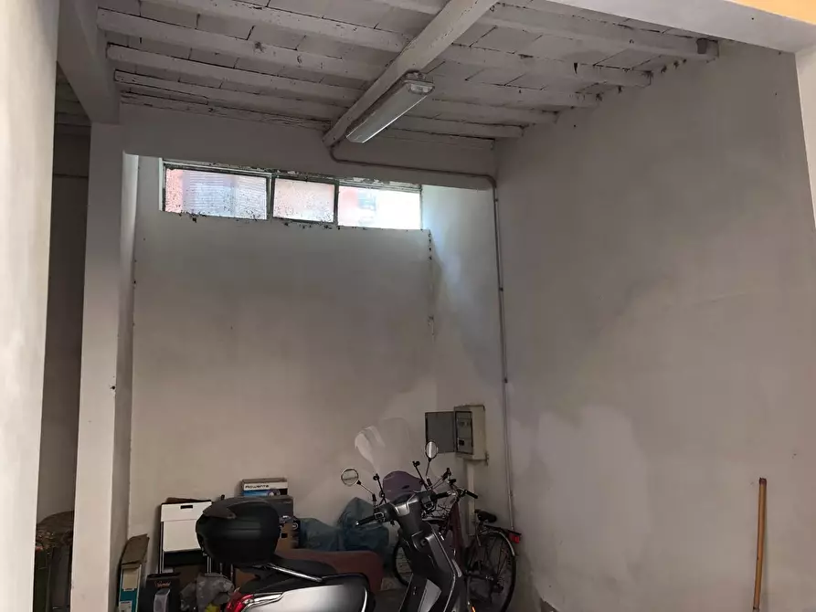 Immagine 8 di Appartamento in affitto  a Pisa