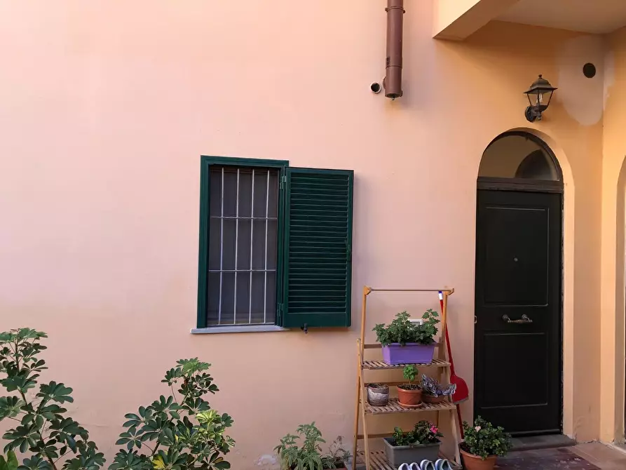 Immagine 9 di Appartamento in affitto  a Pisa