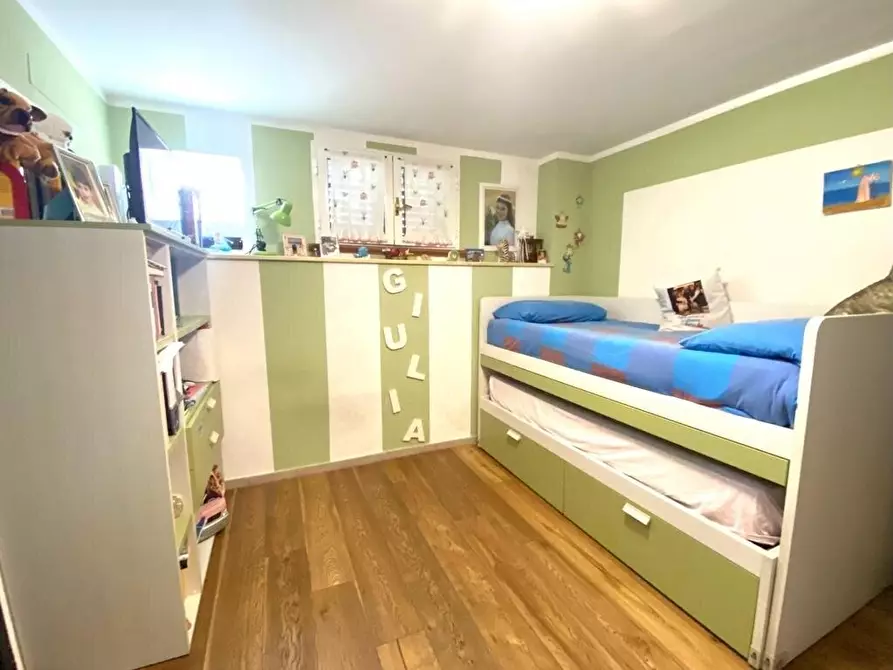 Immagine 6 di Casa semindipendente in vendita  a Massa