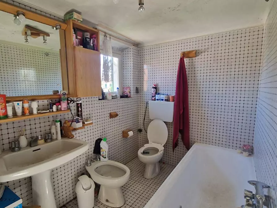 Immagine 38 di Terratetto in vendita  a Pisa